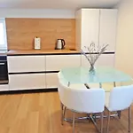 Rita Apartamento Seline