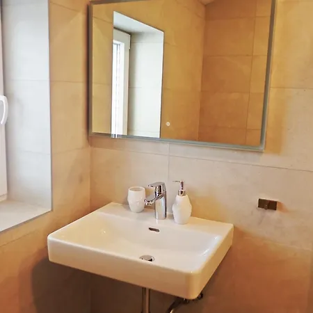 Rita Apartman *